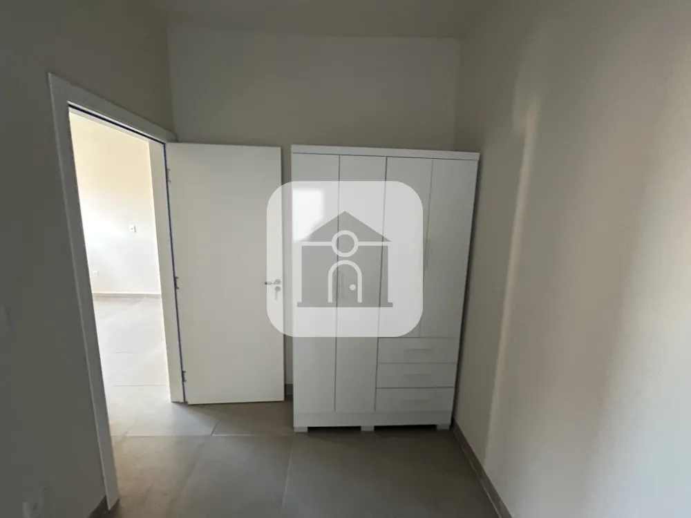 Alugar Apartamento / Sobrado em Uberl&acirc;ndia R$ 1.700,00 - Foto 5