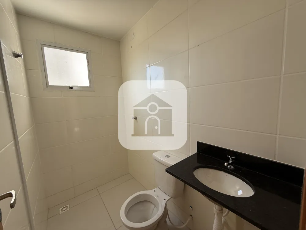Alugar Apartamento / Padr&atilde;o em Uberl&acirc;ndia R$ 1.200,00 - Foto 11