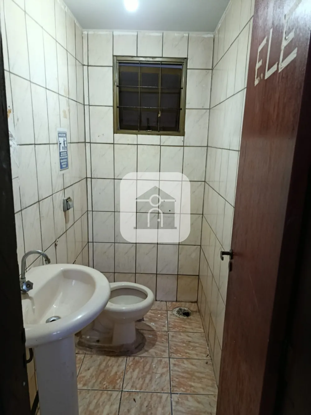 Alugar Comercial / Loja em Uberl&acirc;ndia R$ 2.500,00 - Foto 3