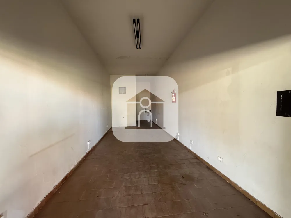 Alugar Comercial / Loja em Uberl&acirc;ndia R$ 1.500,00 - Foto 3