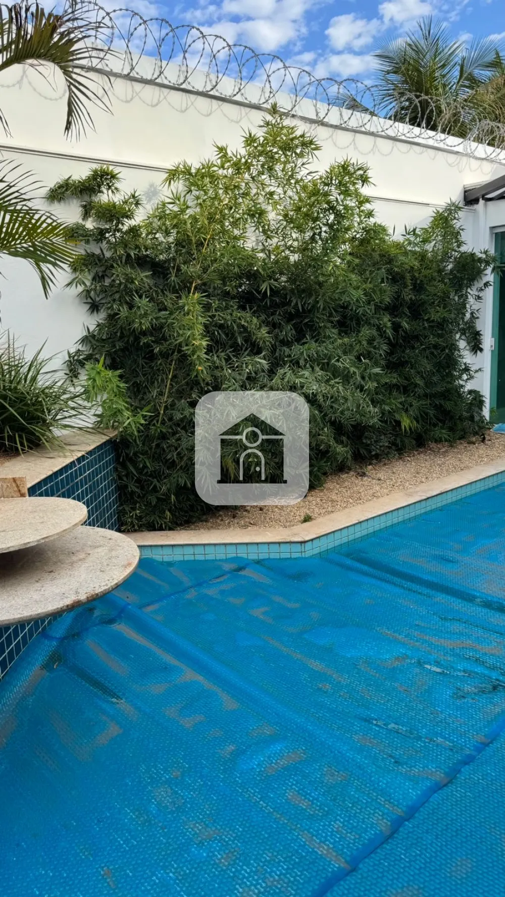 Alugar Casa / Padr&atilde;o em Uberl&acirc;ndia R$ 8.900,00 - Foto 4