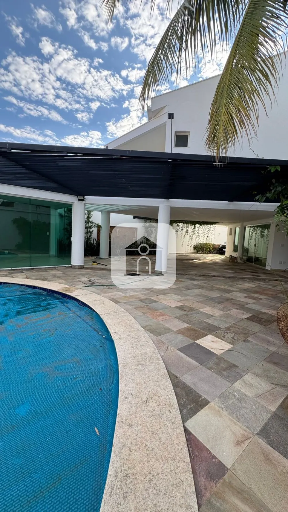 Alugar Casa / Padr&atilde;o em Uberl&acirc;ndia R$ 8.900,00 - Foto 6