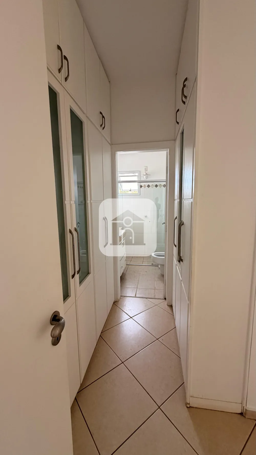 Alugar Casa / Padr&atilde;o em Uberl&acirc;ndia R$ 8.900,00 - Foto 10