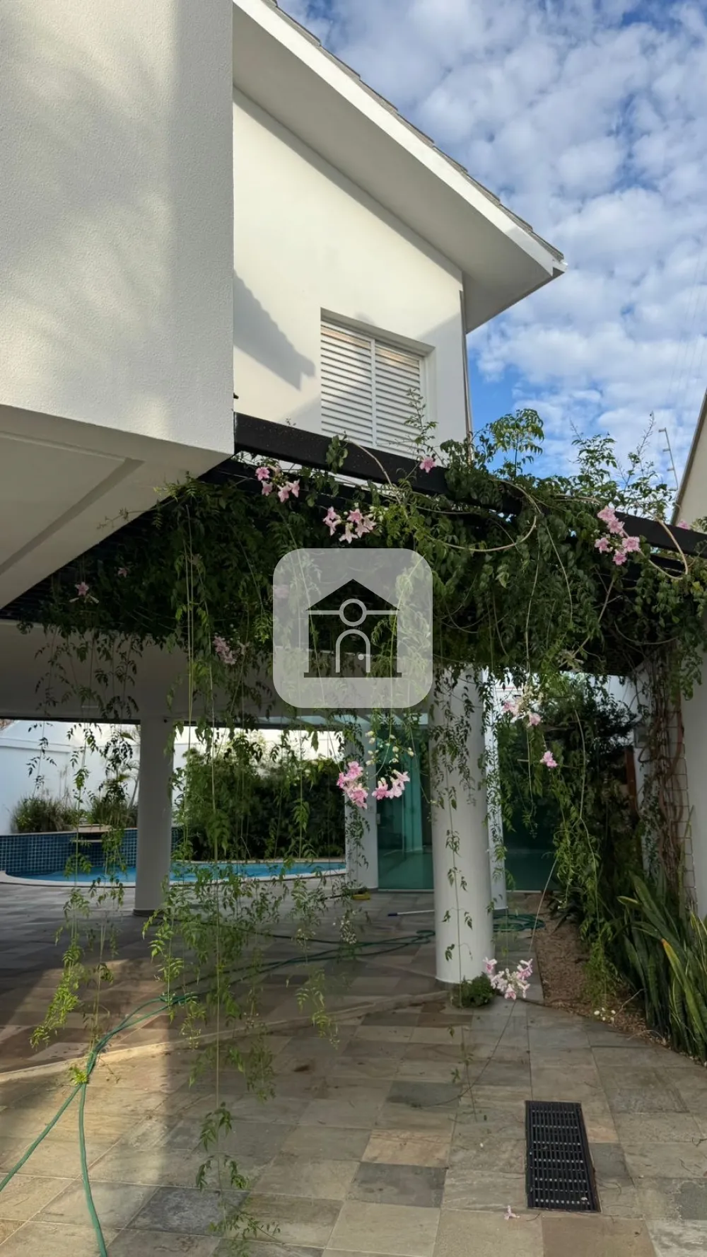 Alugar Casa / Padr&atilde;o em Uberl&acirc;ndia R$ 8.900,00 - Foto 9