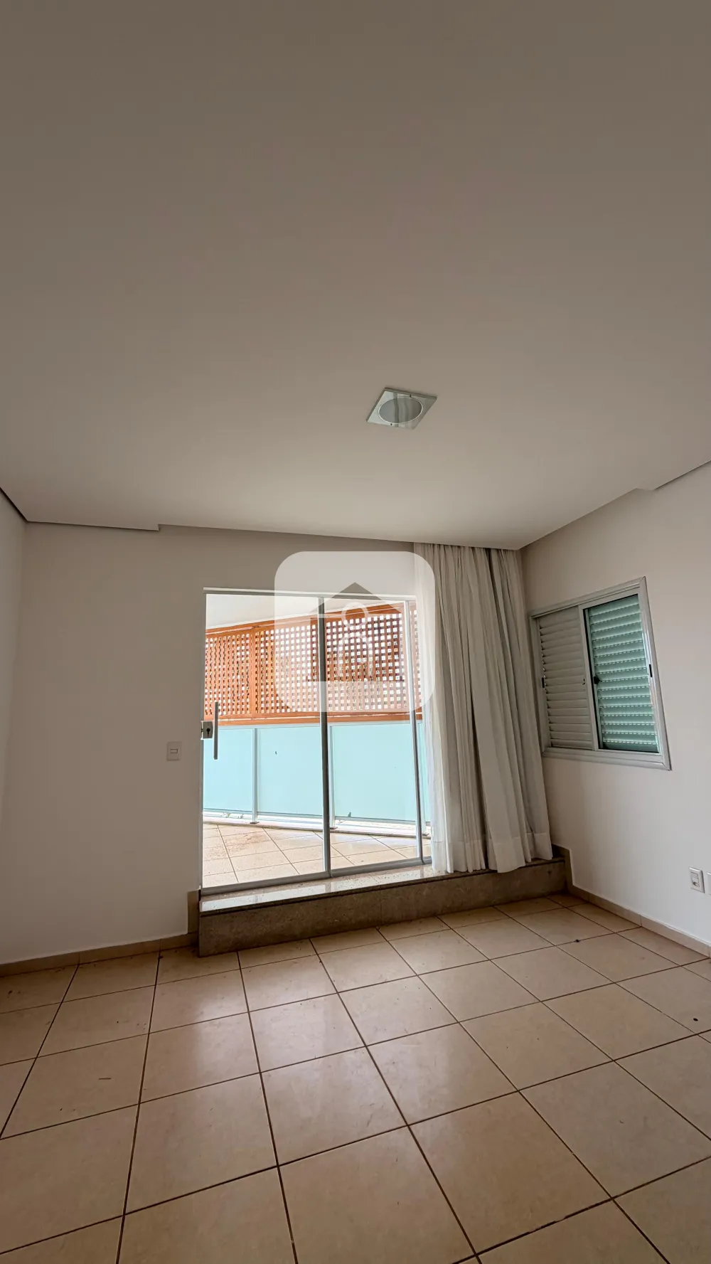 Alugar Casa / Padr&atilde;o em Uberl&acirc;ndia R$ 8.900,00 - Foto 28