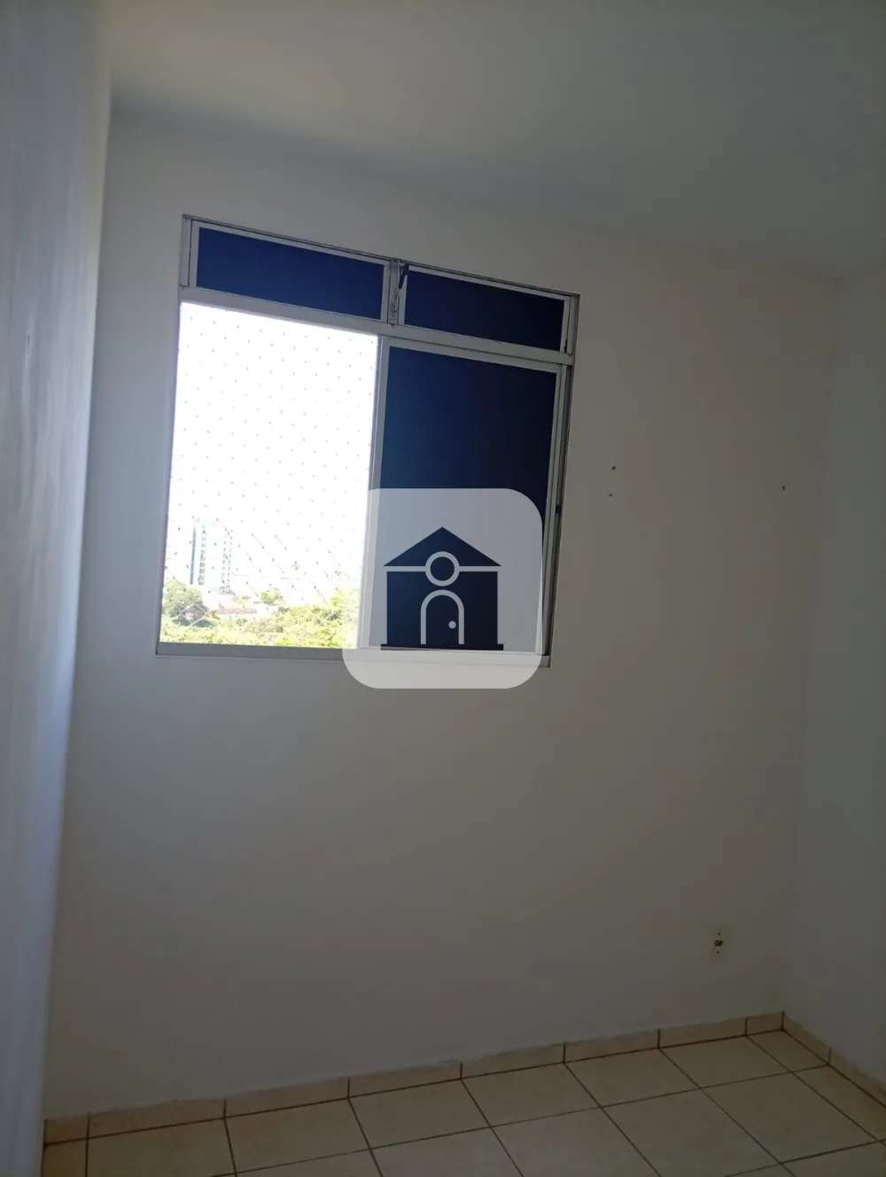 Comprar Apartamento / Padr&atilde;o em Uberlandia R$ 165.000,00 - Foto 4