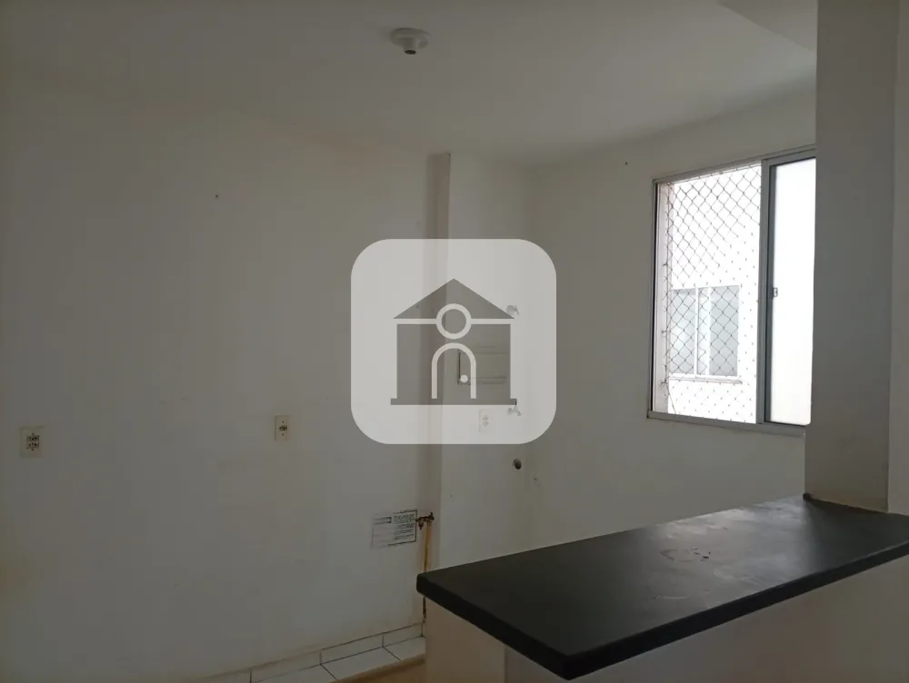 Comprar Apartamento / Padr&atilde;o em Uberlandia R$ 165.000,00 - Foto 8