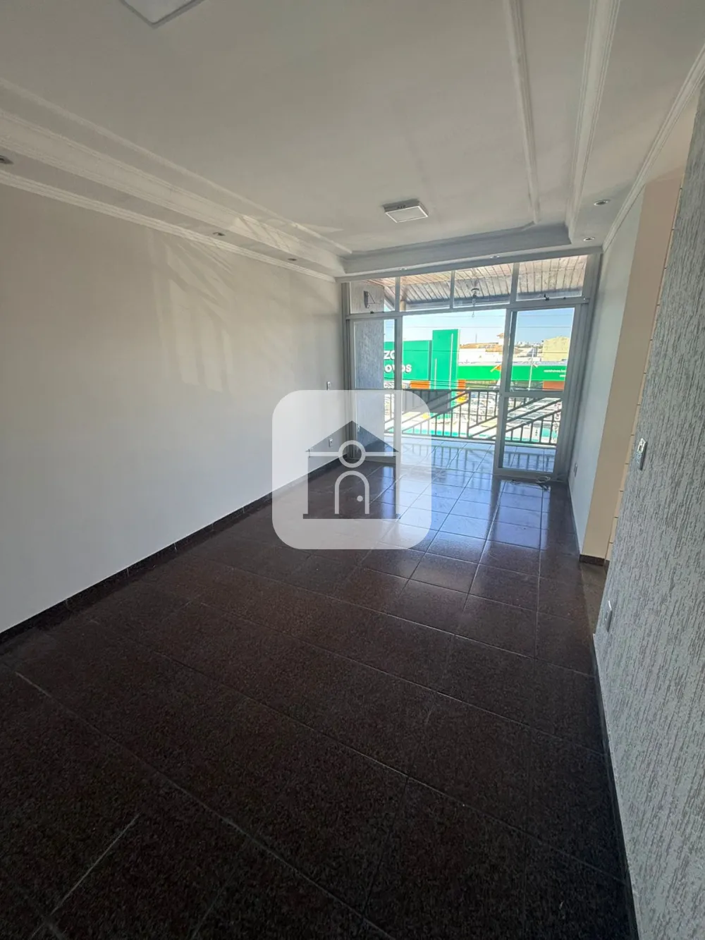 Alugar Apartamento / Sobrado em Uberl&acirc;ndia R$ 2.700,00 - Foto 1