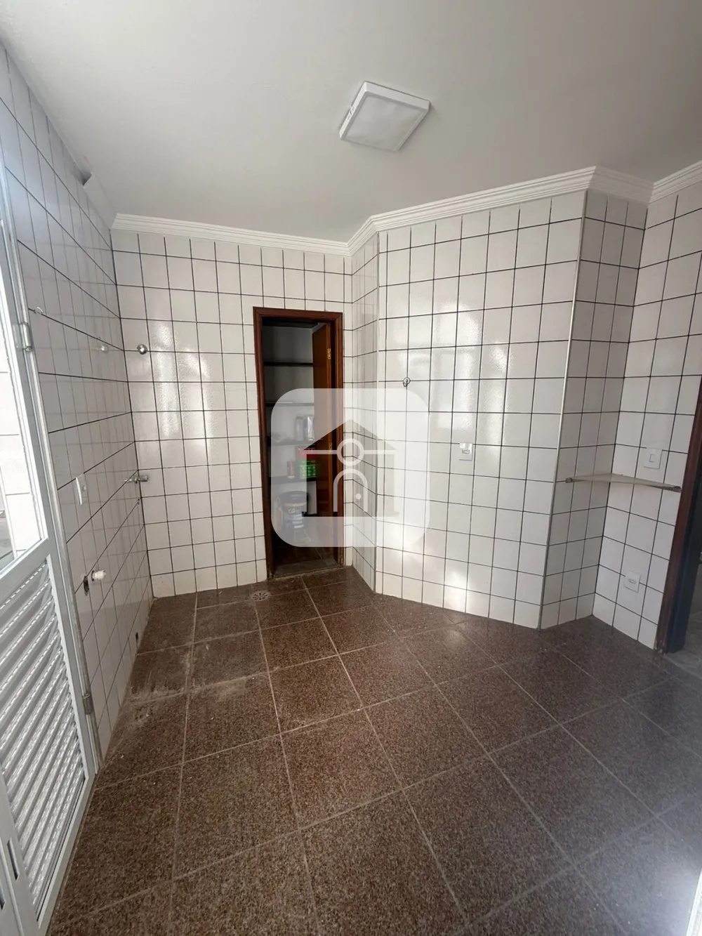 Alugar Apartamento / Sobrado em Uberl&acirc;ndia R$ 2.700,00 - Foto 5