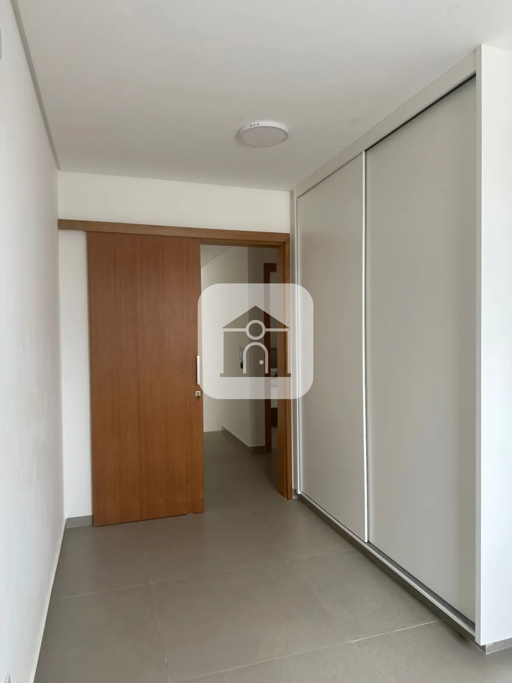 Alugar Casa / Sobrado em Uberl&acirc;ndia R$ 5.800,00 - Foto 8