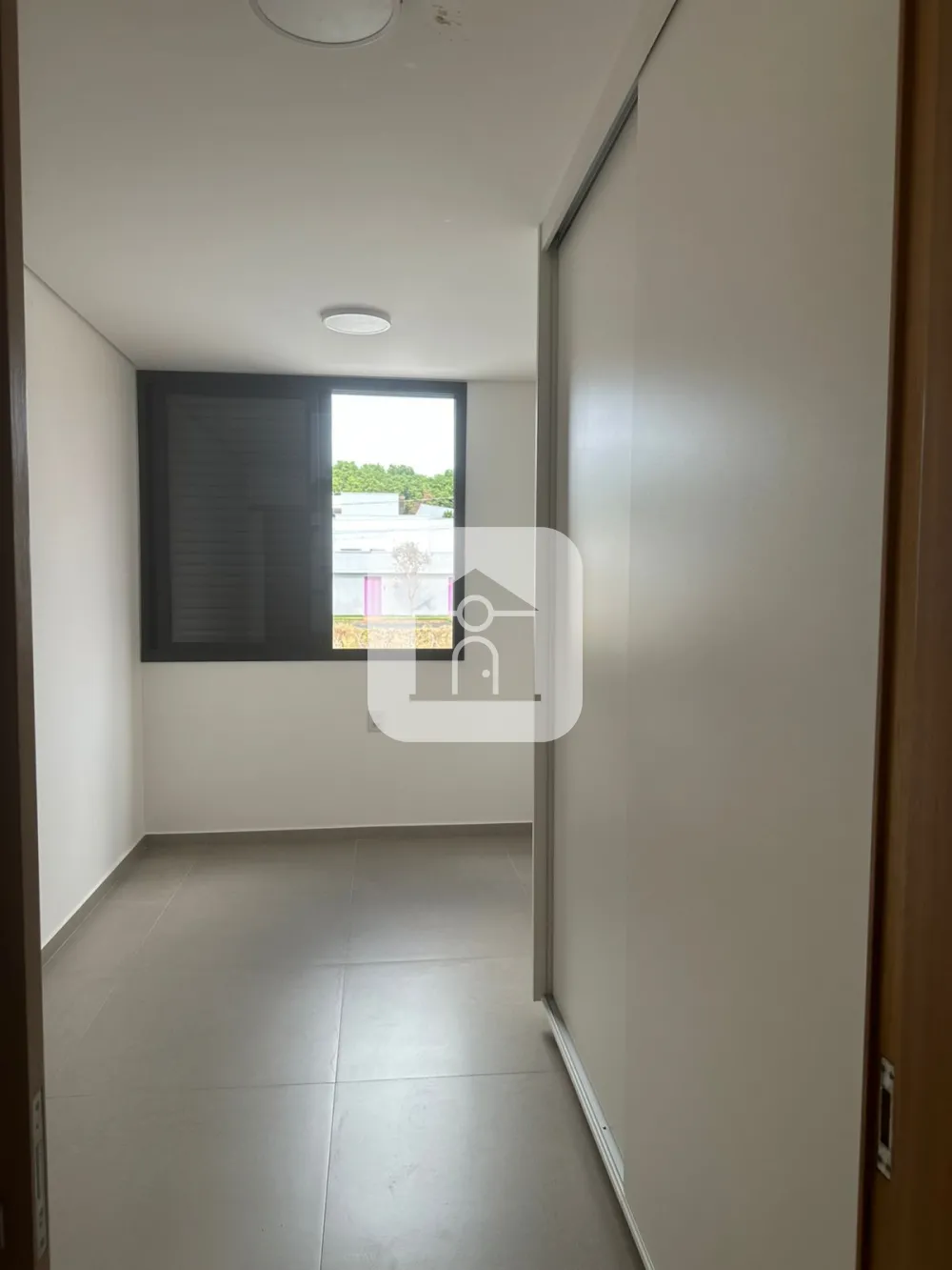 Alugar Casa / Sobrado em Uberl&acirc;ndia R$ 5.800,00 - Foto 9