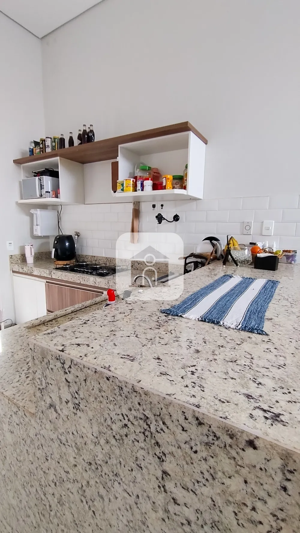 Alugar Casa / Padr&atilde;o em Uberl&acirc;ndia R$ 1.600,00 - Foto 4