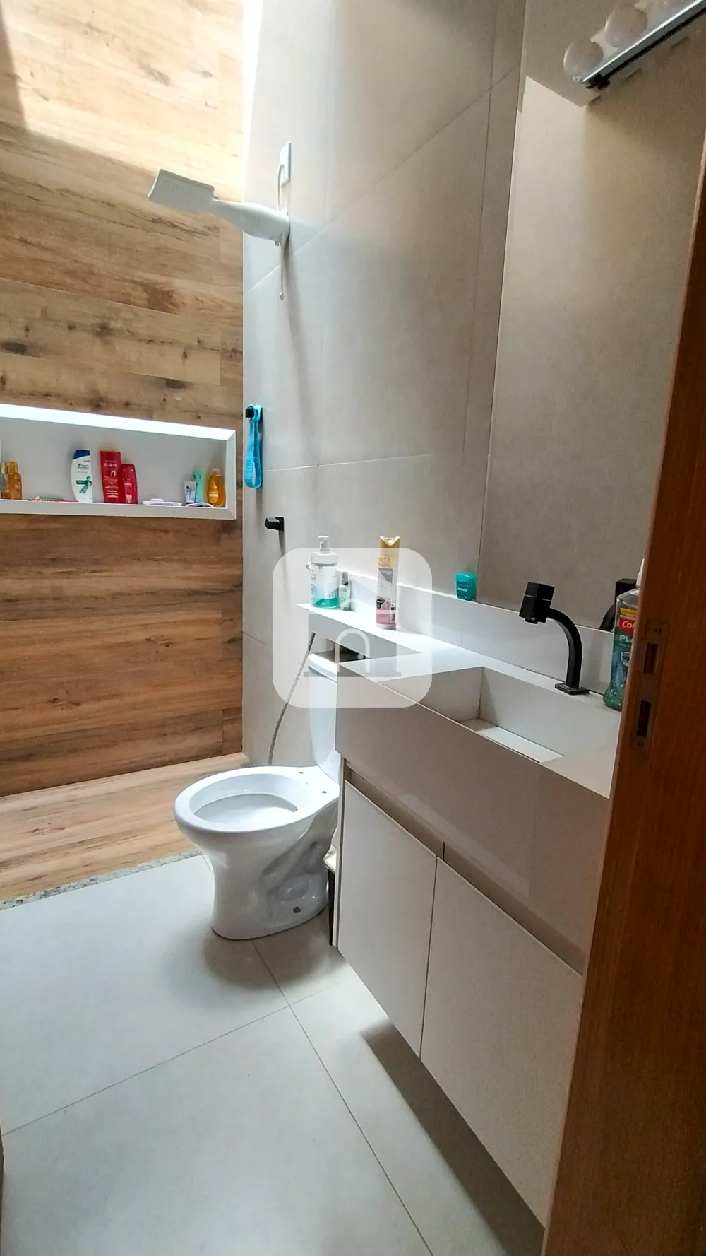 Alugar Casa / Padr&atilde;o em Uberl&acirc;ndia R$ 1.600,00 - Foto 28