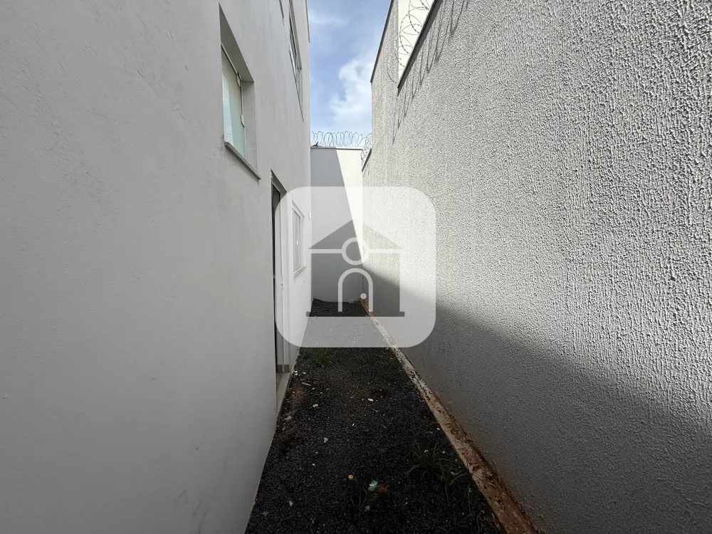 Alugar Comercial / Galp&atilde;o em Uberl&acirc;ndia R$ 7.000,00 - Foto 10