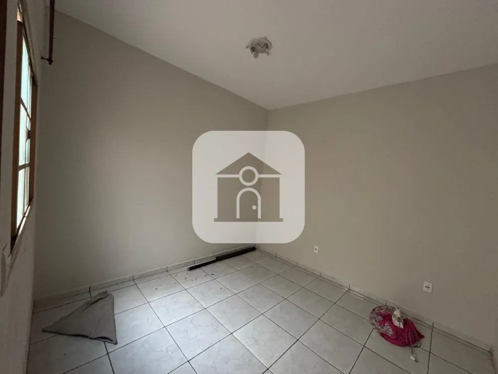 Comprar Casa / Padr&atilde;o em Uberl&acirc;ndia R$ 325.000,00 - Foto 11