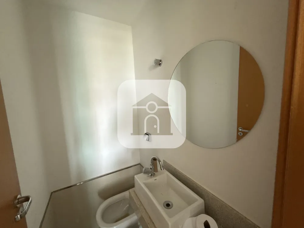 Alugar Apartamento / Padr&atilde;o em Uberlandia R$ 3.100,00 - Foto 9