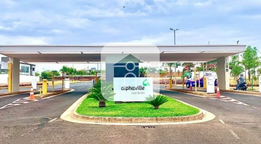 Comprar Terreno / Condom&iacute;nio em Uberl&acirc;ndia R$ 690.000,00 - Foto 1