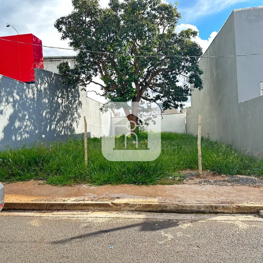 Comprar Terreno / Padr&atilde;o em Uberl&acirc;ndia R$ 330.000,00 - Foto 1