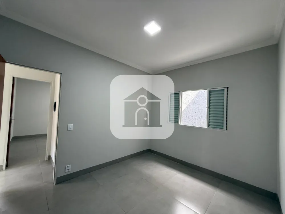 Comprar Casa / Padr&atilde;o em Uberl&acirc;ndia R$ 430.000,00 - Foto 7
