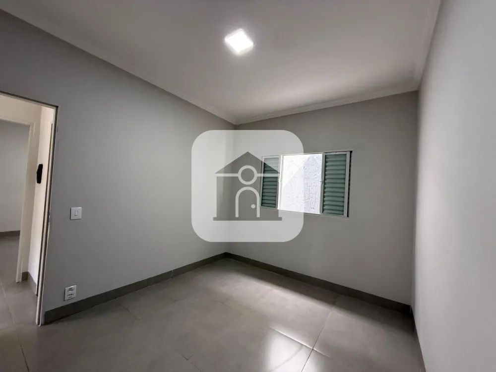Comprar Casa / Padr&atilde;o em Uberl&acirc;ndia R$ 430.000,00 - Foto 5