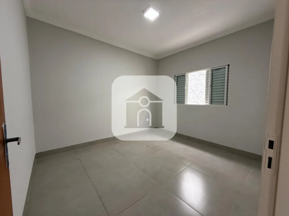 Comprar Casa / Padr&atilde;o em Uberl&acirc;ndia R$ 430.000,00 - Foto 8