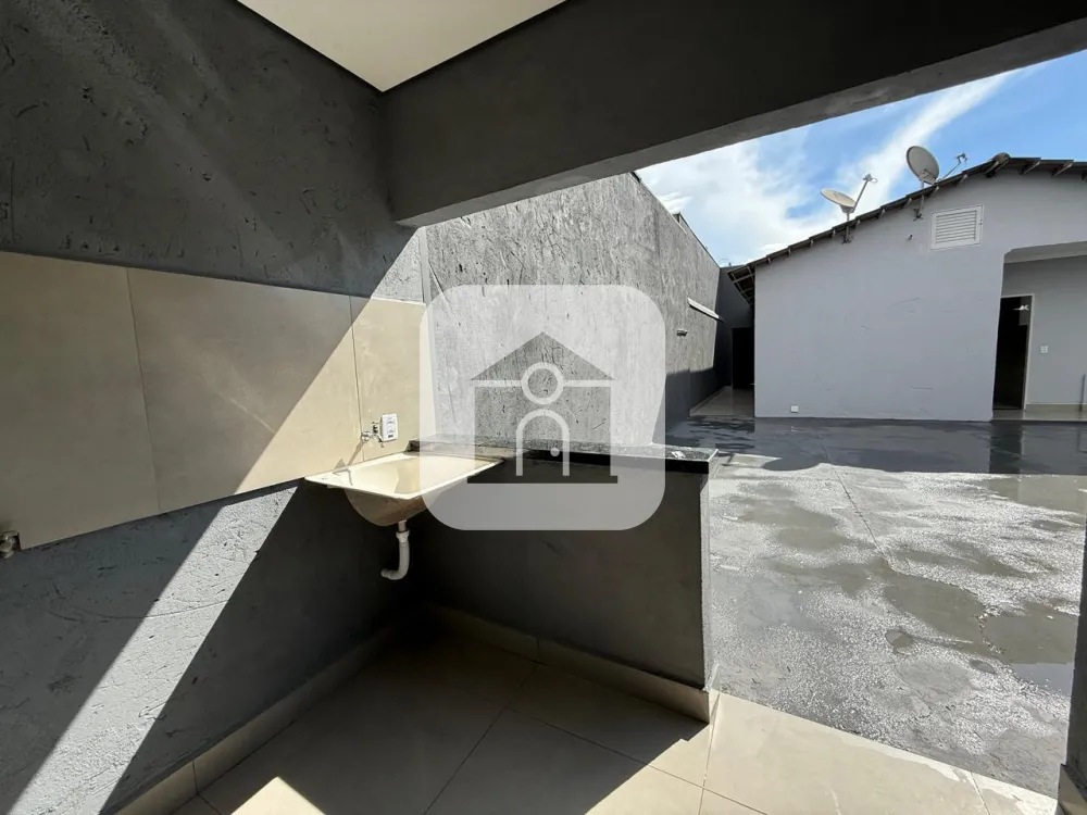 Comprar Casa / Padr&atilde;o em Uberl&acirc;ndia R$ 430.000,00 - Foto 13