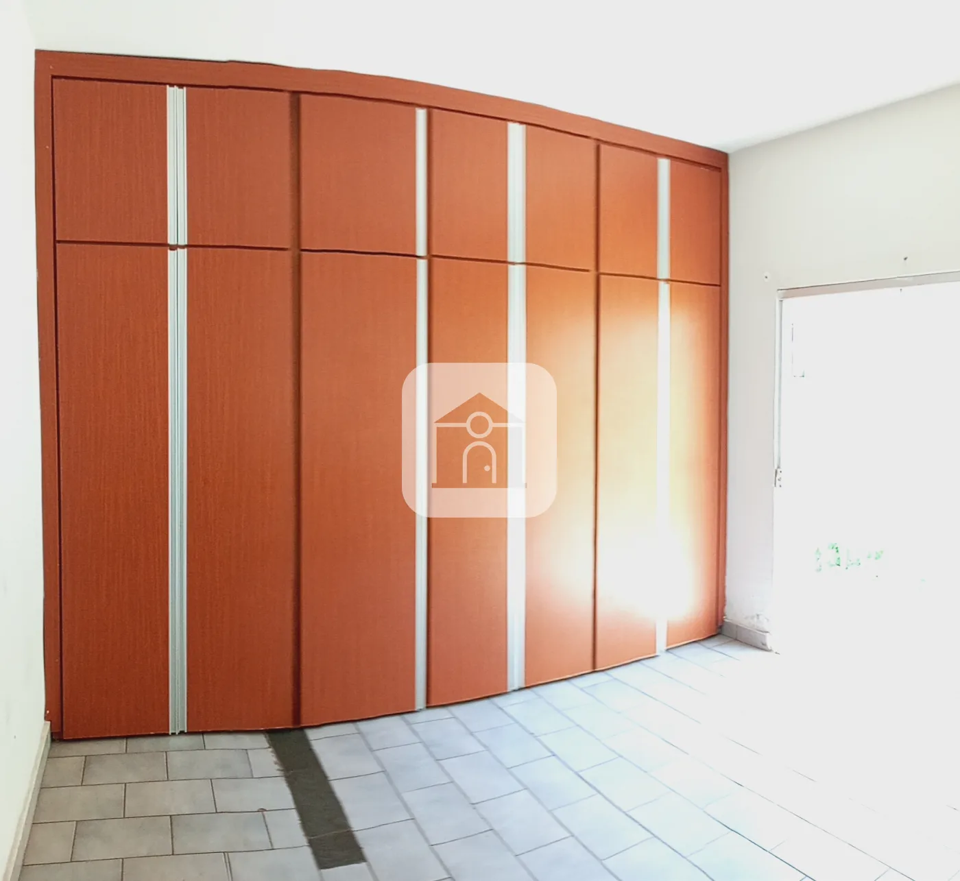 Alugar Casa / Padr&atilde;o em Uberl&acirc;ndia R$ 2.500,00 - Foto 2