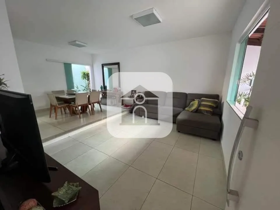 Comprar Casa / Padr&atilde;o em Uberl&acirc;ndia R$ 699.000,00 - Foto 3