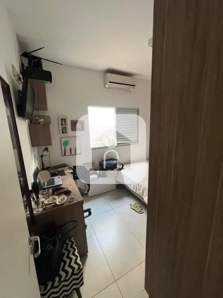 Comprar Casa / Padr&atilde;o em Uberl&acirc;ndia R$ 699.000,00 - Foto 11