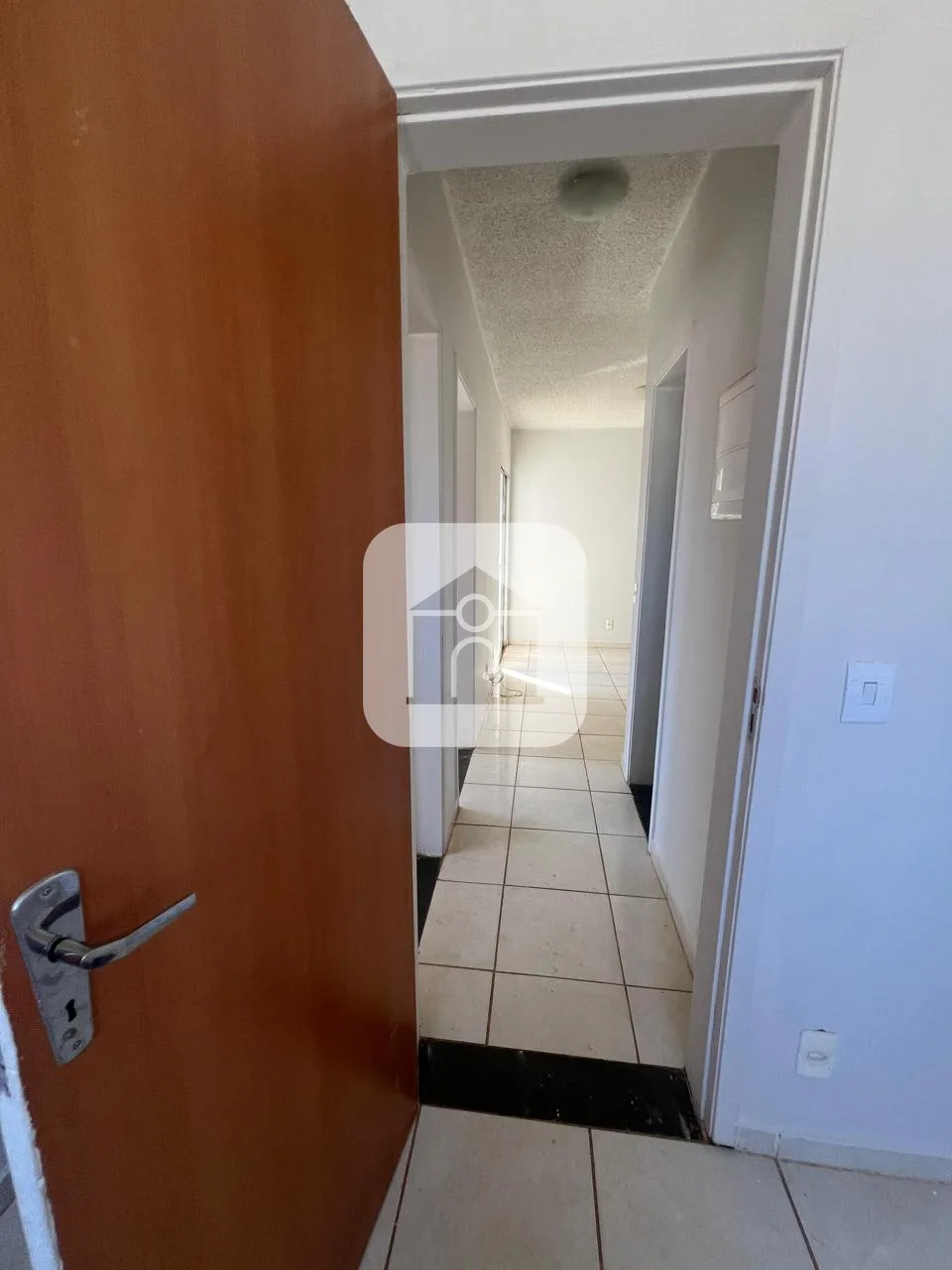 Alugar Apartamento / Padr&atilde;o em Uberlandia R$ 1.200,00 - Foto 12