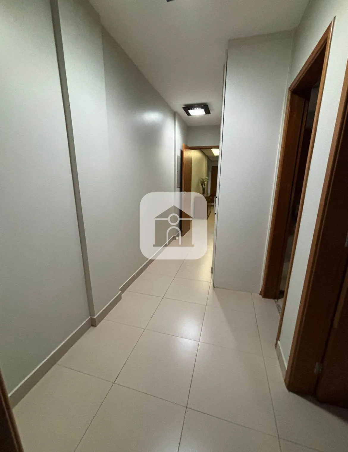 Alugar Apartamento / Padr&atilde;o em Uberl&acirc;ndia R$ 4.500,00 - Foto 6