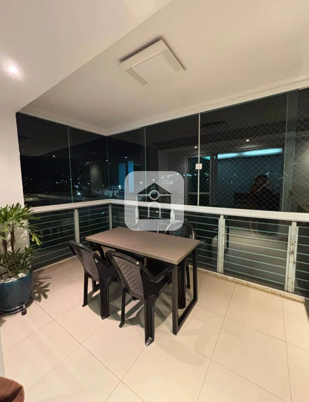 Alugar Apartamento / Padr&atilde;o em Uberl&acirc;ndia R$ 4.500,00 - Foto 3