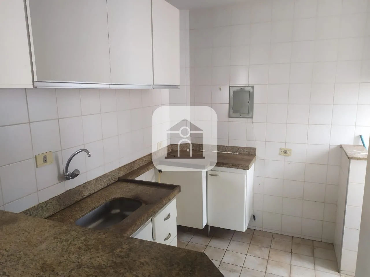Alugar Apartamento / Padr&atilde;o em Uberl&acirc;ndia R$ 1.000,00 - Foto 3