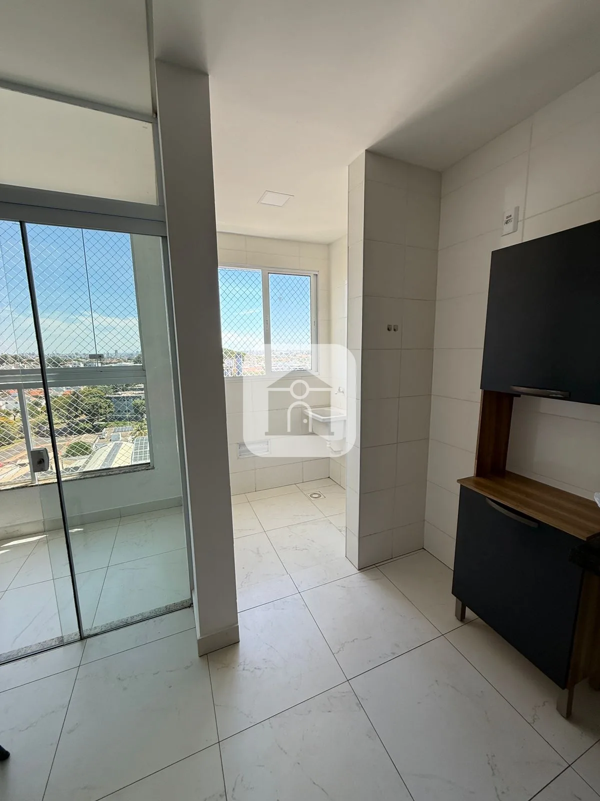 Alugar Apartamento / Padr&atilde;o em Uberl&acirc;ndia R$ 2.000,00 - Foto 3