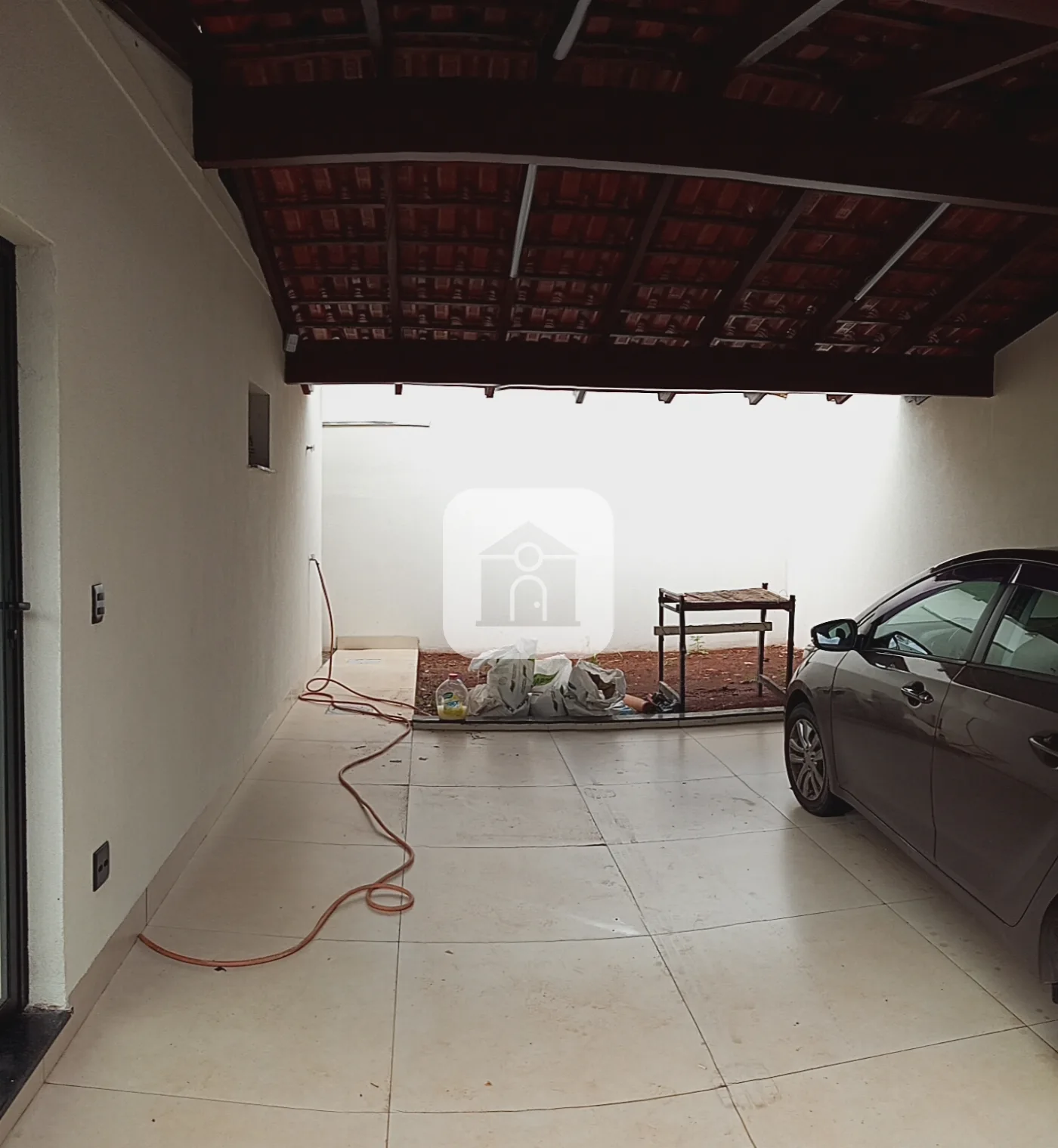 Alugar Casa / Padr&atilde;o em Uberl&acirc;ndia R$ 3.500,00 - Foto 1