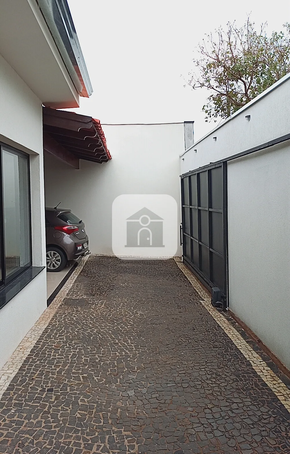 Alugar Casa / Padr&atilde;o em Uberl&acirc;ndia R$ 3.500,00 - Foto 10