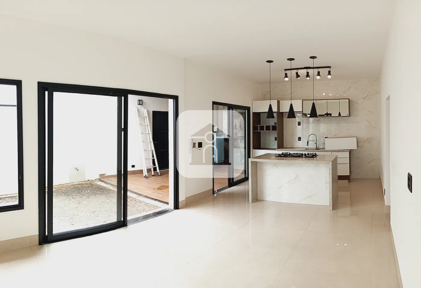 Alugar Casa / Padr&atilde;o em Uberl&acirc;ndia R$ 3.500,00 - Foto 16