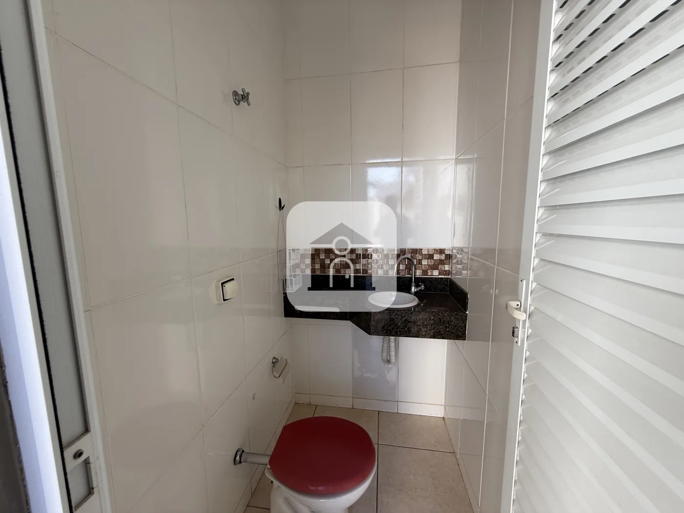 Alugar Casa / Condom&iacute;nio ou Loteamento Fechado em Uberlandia R$ 8.400,00 - Foto 3