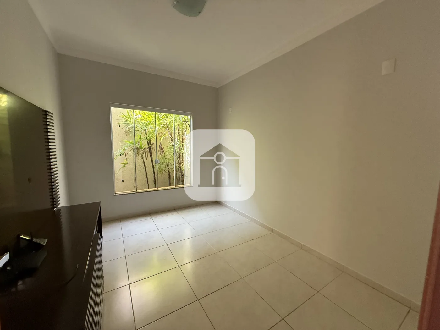 Alugar Casa / Condom&iacute;nio ou Loteamento Fechado em Uberlandia R$ 8.400,00 - Foto 8