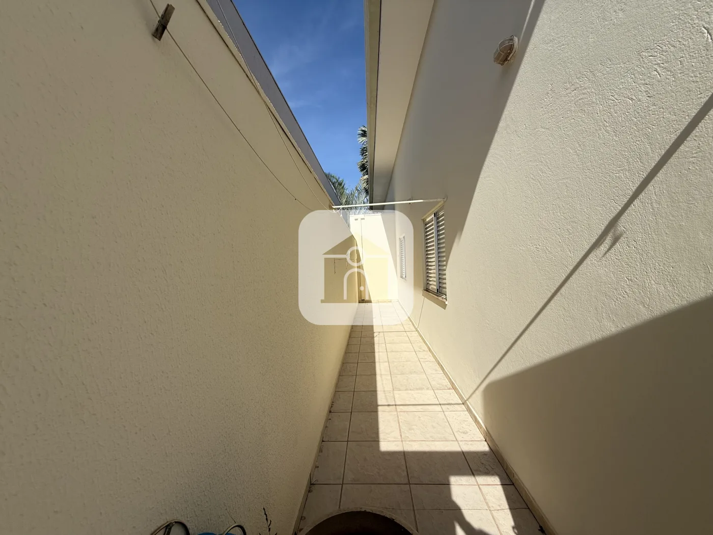 Alugar Casa / Condom&iacute;nio ou Loteamento Fechado em Uberlandia R$ 8.400,00 - Foto 10