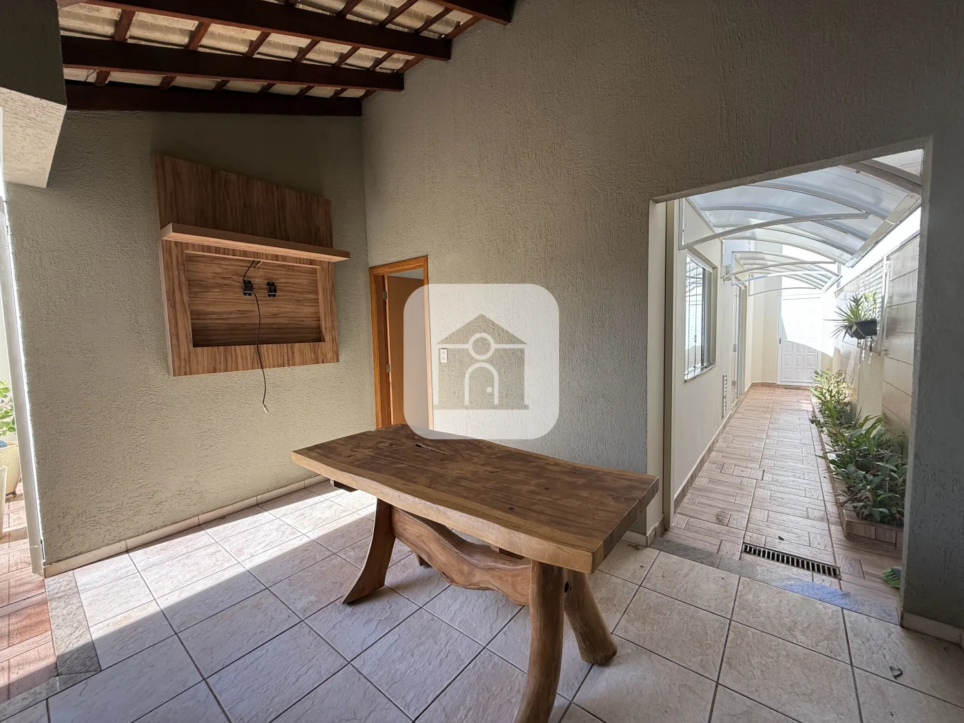Alugar Casa / Condom&iacute;nio ou Loteamento Fechado em Uberlandia R$ 8.400,00 - Foto 26