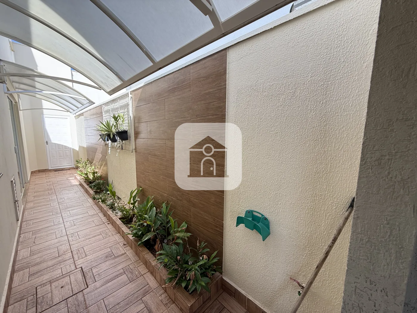 Alugar Casa / Condom&iacute;nio ou Loteamento Fechado em Uberlandia R$ 8.400,00 - Foto 27