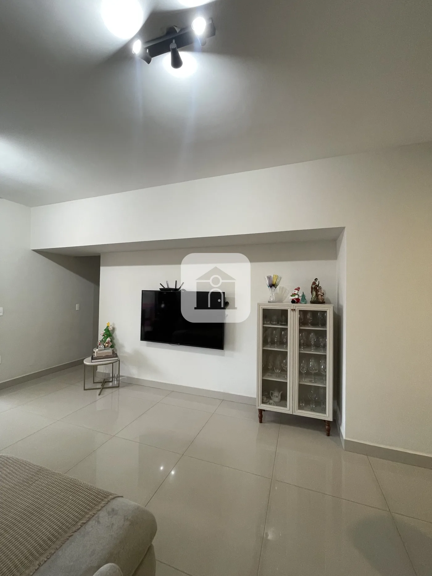 Comprar Apartamento / Padr&atilde;o em Uberl&acirc;ndia R$ 1.100.000,00 - Foto 2