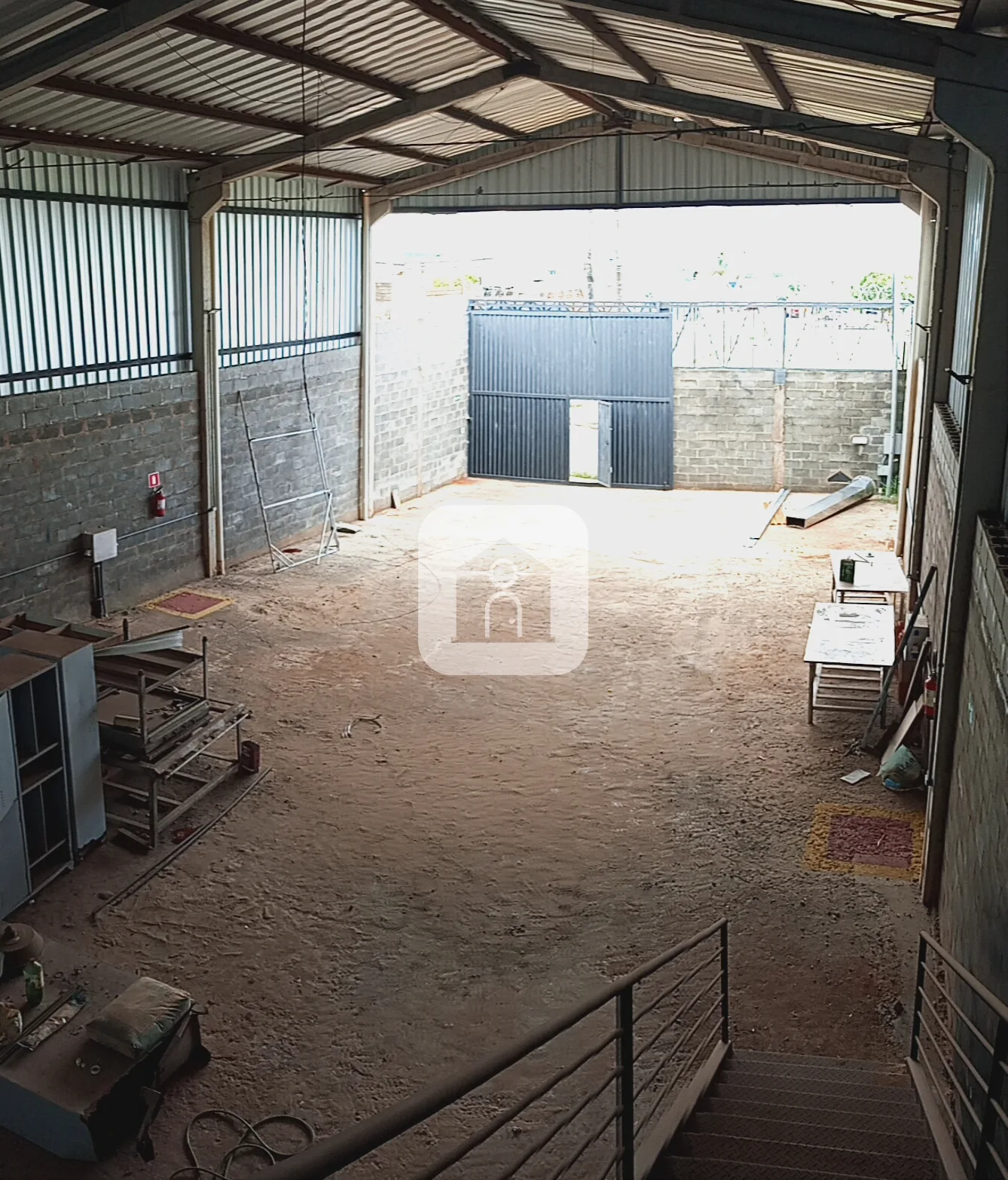 Alugar Comercial / Galp&atilde;o em Uberl&acirc;ndia R$ 5.500,00 - Foto 2