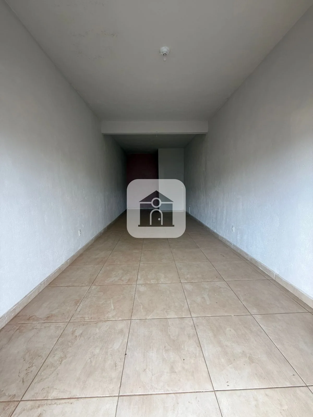 Alugar Casa / Padr&atilde;o em Araguari R$ 1.250,00 - Foto 2