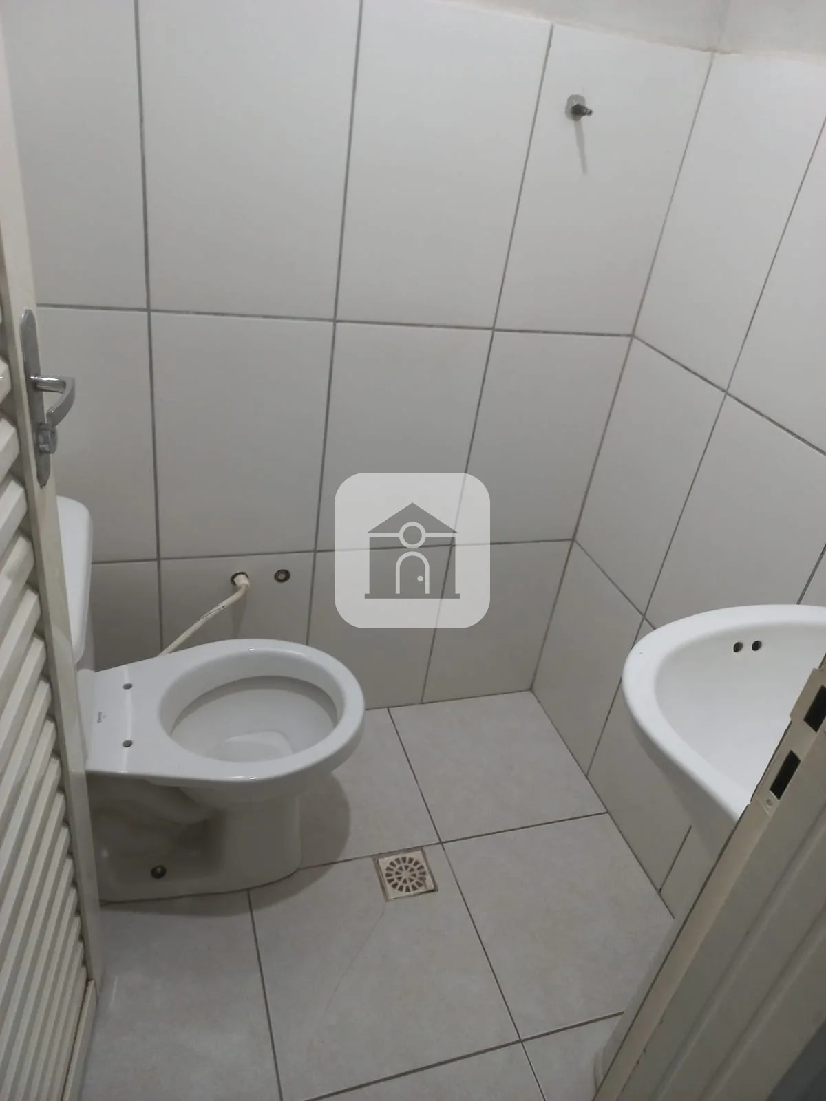 Alugar Comercial / Galp&atilde;o em Uberl&acirc;ndia R$ 7.500,00 - Foto 4