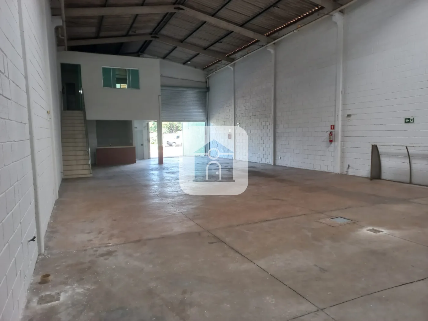 Alugar Comercial / Galp&atilde;o em Uberl&acirc;ndia R$ 7.500,00 - Foto 5