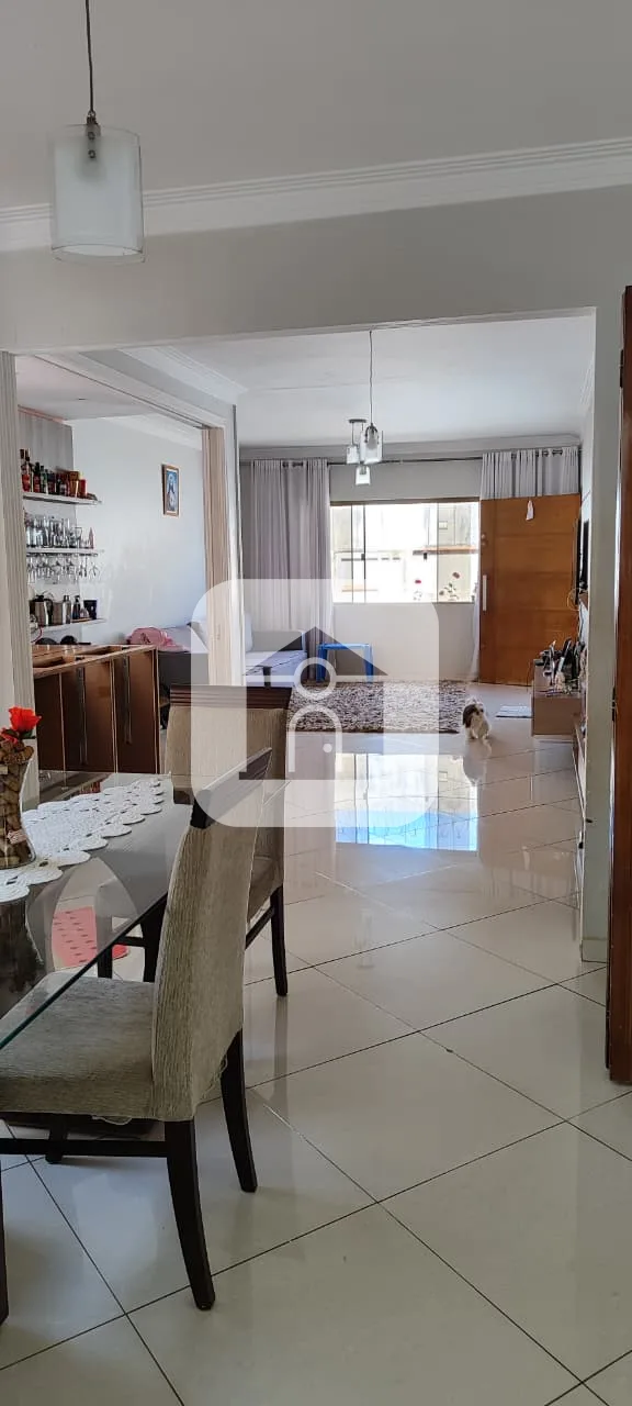 Alugar Casa / Padr&atilde;o em Uberl&acirc;ndia R$ 2.800,00 - Foto 6
