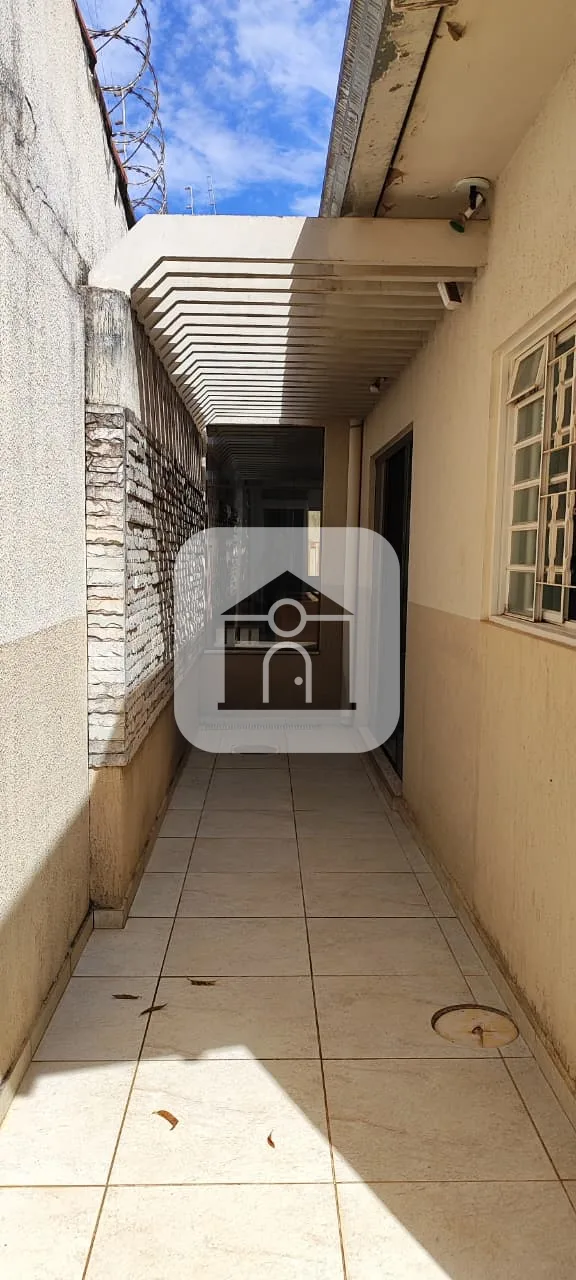 Alugar Casa / Padr&atilde;o em Uberl&acirc;ndia R$ 2.800,00 - Foto 7