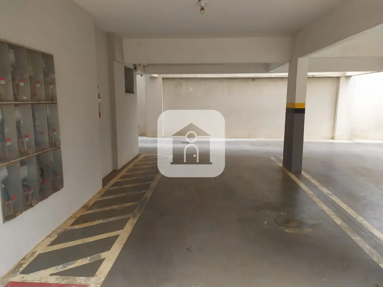 Alugar Apartamento / Padr&atilde;o em Uberl&acirc;ndia R$ 2.000,00 - Foto 9